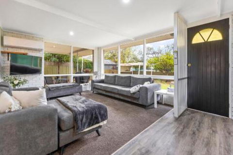 White On Wright Clare - Australia Accommodation 5