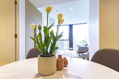 Urban Rest - Collins St CBD - Australia Accommodation 2