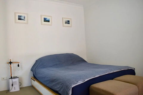Quiet 1 Bedroom Flat In Concord - Australia Accommodation 4