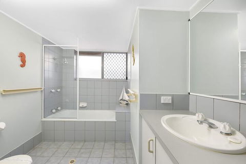 Ocean Shores 2 - 2/60-64 Peregian Esplanade - Australia Accommodation 3