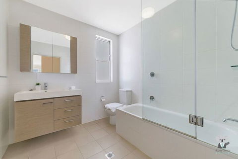 Parkland View Cosy 2 Bed APT Free Parking Nbp033 - Australia Accommodation 7