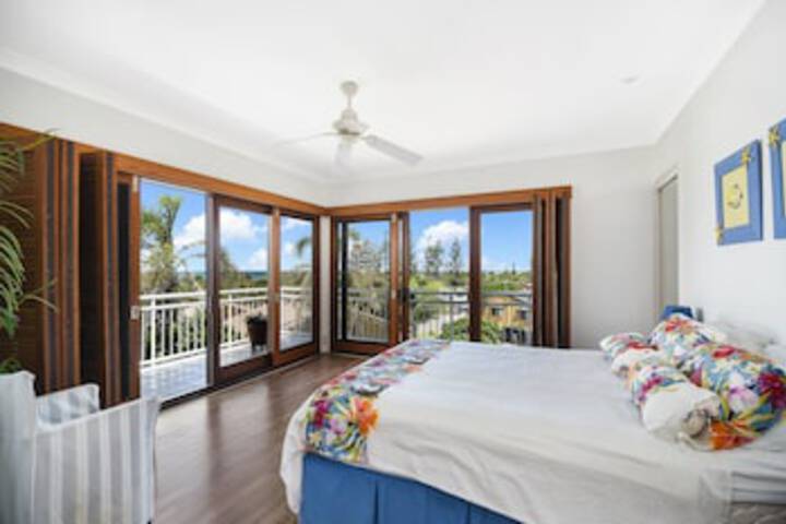 Peregian Beach QLD Australia Accommodation