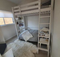 Oakey Creek HV Country Retreat walk to wine tasting - Australia Accommodation