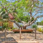 A SWEET ESCAPE Byron Surf Cottage Walk To Byron - Australia Accommodation 0