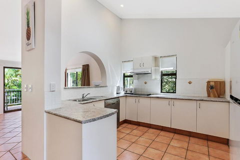 HighTide On Noosa Sound - Australia Accommodation 1