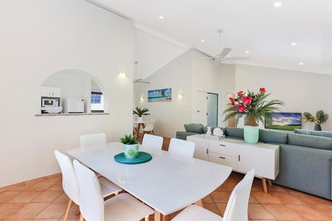 HighTide On Noosa Sound - Australia Accommodation 4