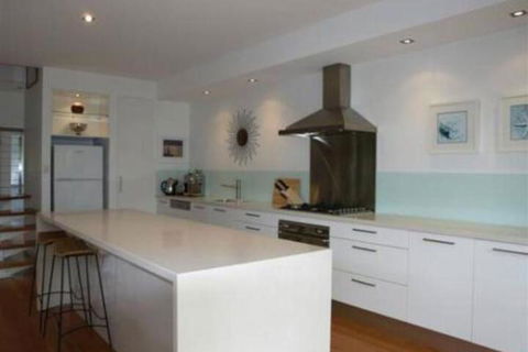 Amore - Australia Accommodation 4