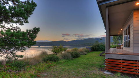 Tides Reach - Essentially Tas Dover - Australia Accommodation 2