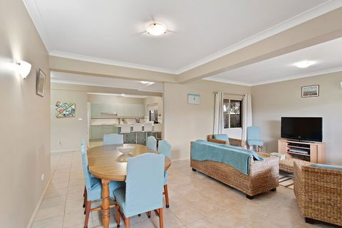 Ajax Avenue 6 - Australia Accommodation 3