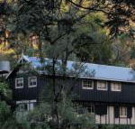 Walhalla Coach House - Australia Accommodation