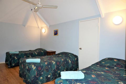 Osprey Holiday Village Unit 115 Idyllic 3 Bedroom Holiday Villa With A Pool In The Complex - Australia Accommodation 4