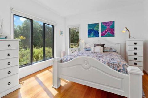MERMAIDS On MARENGO Large Home With Wifi - Australia Accommodation 1