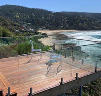 THE DECK HOUSE a WYE RIVER ICON - Australia Accommodation
