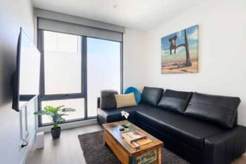 JUDD A Stylish Abode Awaits You - Australia Accommodation 0