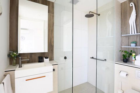 JUDD A Stylish Abode Awaits You - Australia Accommodation 1