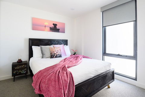JUDD A Stylish Abode Awaits You - Australia Accommodation 3