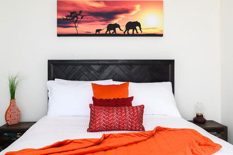 JUDD A Stylish Abode Awaits You - Australia Accommodation 2