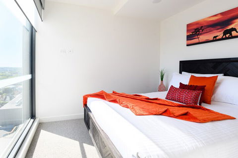 JUDD A Stylish Abode Awaits You - Australia Accommodation 5