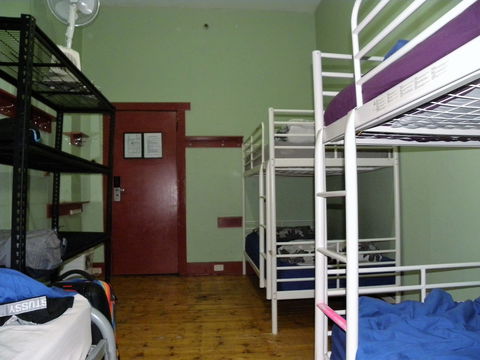 Market Tavern - Hostel And Bar - Australia Accommodation 5