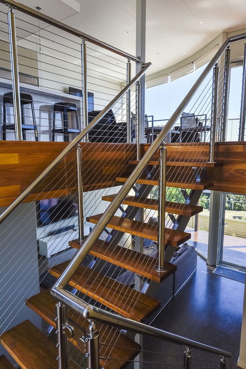 Aloha Waterfront Properties - Australia Accommodation 1