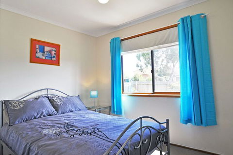 Alwyns By THE SEA PET Friendly - Australia Accommodation 5