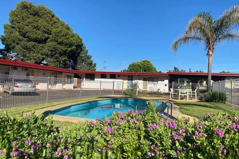 Apollo Motel Parkes - Australia Accommodation 7