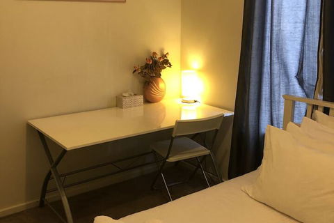 Apple House - Australia Accommodation 5
