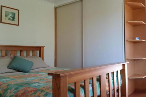 Bushland Retreat - Australia Accommodation 7