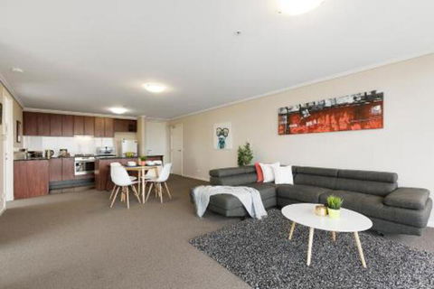 Complete Host Southpoint Apartments - Australia Accommodation 1