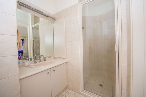 A Yachtsmans Rest Unit 4, 37 Victoria Parade - Australia Accommodation 0