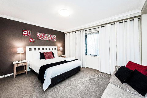 AirExec Apartments - Australia Accommodation 3