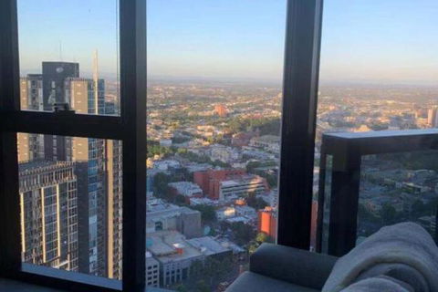 Avant Garde Living In The Heart Of The City - Australia Accommodation 2