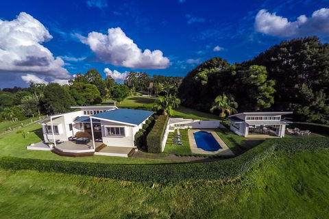 A PERFECT STAY - Byron's Brae - Australia Accommodation 3