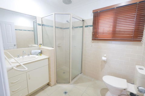 Absolute Airlie Central Airlie Beach - Australia Accommodation 3