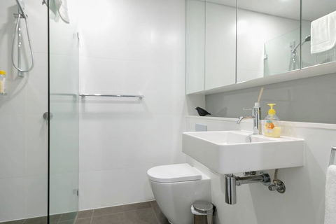 A20 Darling Harbour 2 BDR APT - Australia Accommodation 6