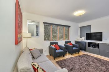 Crooked 1 - Australia Accommodation 5
