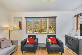 Crooked 1 - Australia Accommodation 6