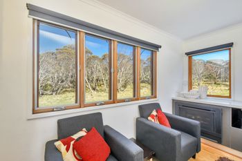 Crooked 1 - Australia Accommodation 3