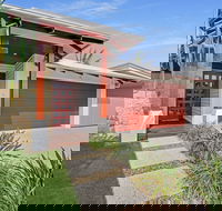 Adelong - Australia Accommodation