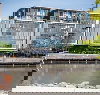 Urban Rest - Kerridge St - Australia Accommodation