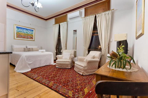 Annies Victorian Terrace Accommodation Fremantle - Australia Accommodation 5