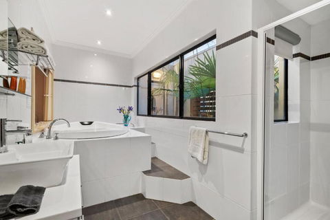 About Time Retreats Studio Seven - Australia Accommodation 6