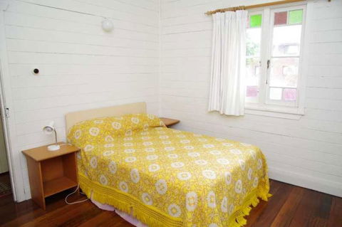 Almare 7 Gowing Street - Australia Accommodation 4