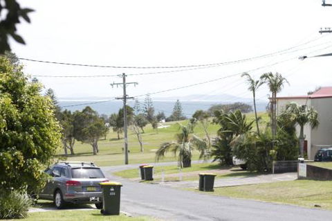 Almare 7 Gowing Street - Australia Accommodation 3