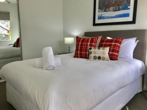 Apres - Australia Accommodation 6