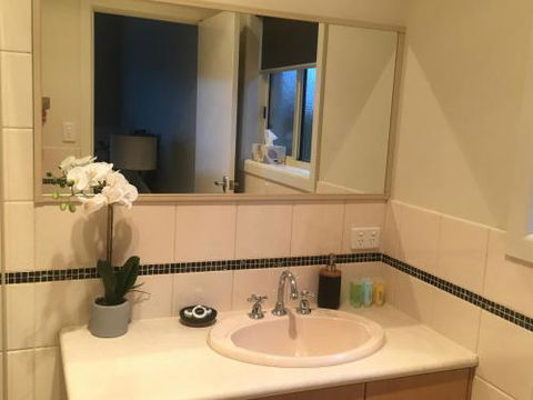 Apartment 229 Mount Gambier - Australia Accommodation 2