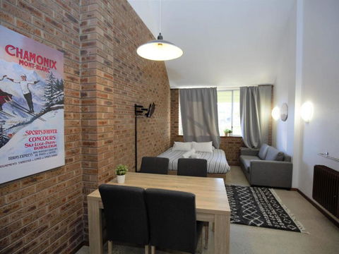 Gables 11 On Clyde Street - Australia Accommodation 2