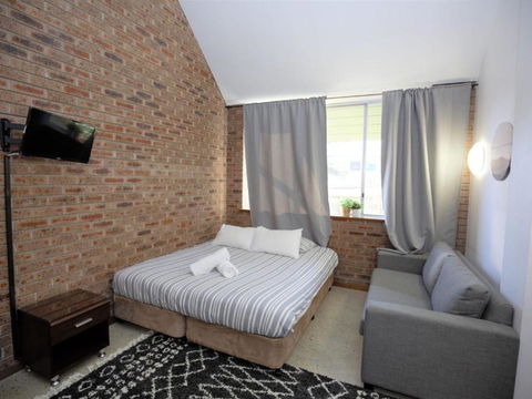 Gables 11 On Clyde Street - Australia Accommodation 6