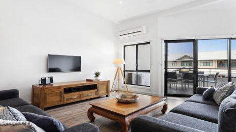 Aqua On Fletcher Street - Australia Accommodation 4