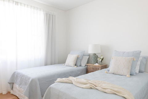 Coco De Mer Beach Villa - Australia Accommodation 5